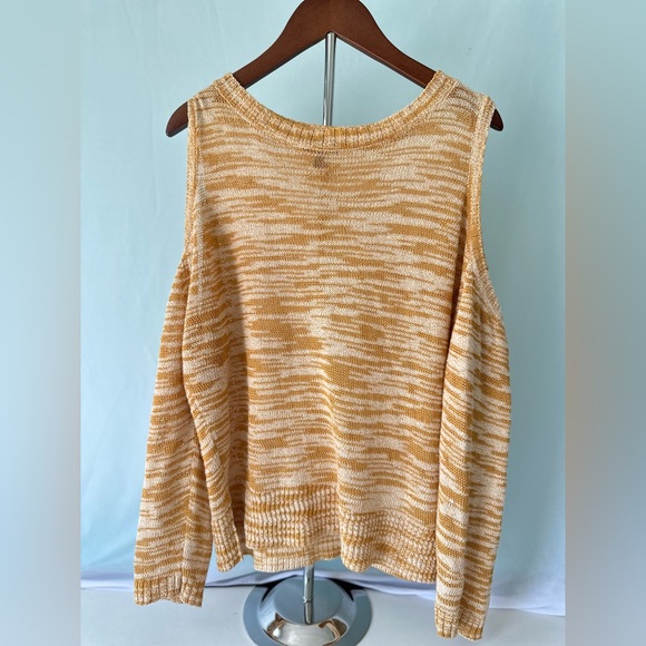 Women's Orange Cold Shoulder Express Sweater Size Large - Picture 1 of 7